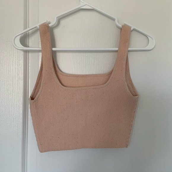 Aritzia Babaton sculpt knit square neck cropped tank - Picture 3 of 3